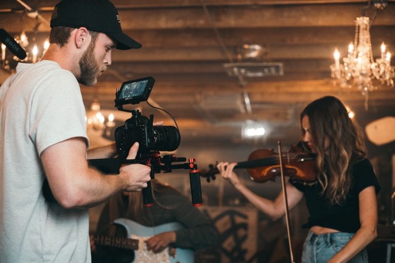 5 Tips to Working with a Photographer to Enhance Your Business Photos