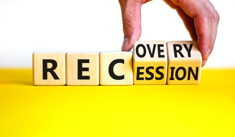 Help your business survive the recession with these 5 expert strategies!